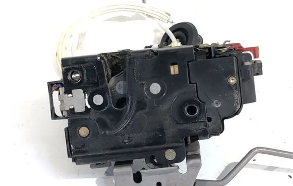 Audi A2 Front door lock 8Z1837016E