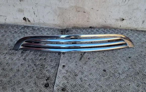 Mini One - Cooper Cabrio R52 Front bumper upper radiator grill 1490376 51131490376
