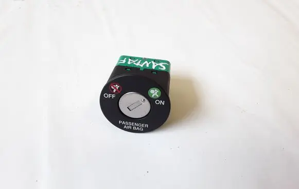 Hyundai Santa Fe Passenger airbag on/off switch NOCODE