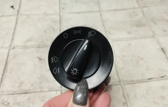 Volkswagen Golf IV Light switch