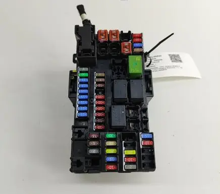 Opel Mokka Fuse module 1308171445 95263750