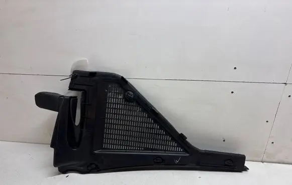 BMW X5 E70 Wiper trim 10834110