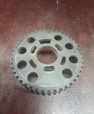 Volkswagen Touran I Camshaft pulley/ VANOS 038109111E
