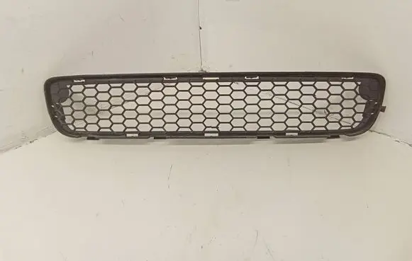Volvo S80 Front bumper lower grill 30678421 30744113