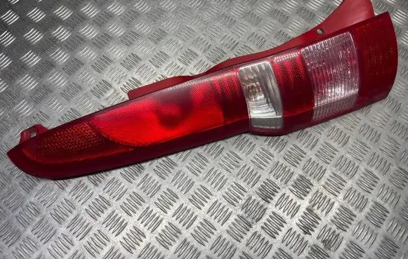 Fiat Panda II Rear/tail lights 51705459 30102003 280201