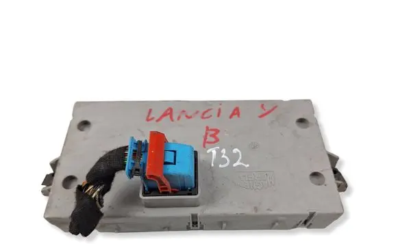 Lancia Ypsilon Fuse module 51786801 503440110106