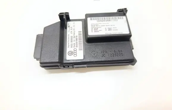 Volkswagen Golf VI Other control units/modules 5N0919879