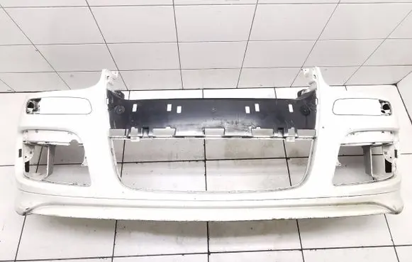 Volkswagen Golf V Front bumper 1K0807221C