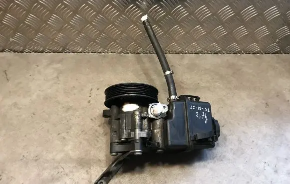 Mercedes-Benz E W212 Power steering pump 7691332150