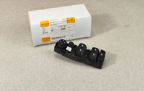 BMW 5 F10 F11 Electric window control switch 9241953