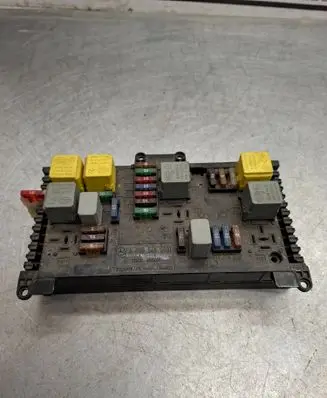 Mercedes-Benz Vito Viano W639 Comfort/convenience module A6395450101 S3X6166