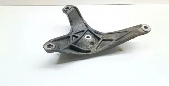 BMW 5 E39 Engine mounting bracket 1096080