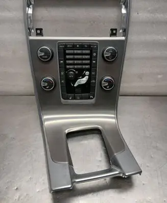 Volvo S60 Radio/GPS head unit trim 9210162