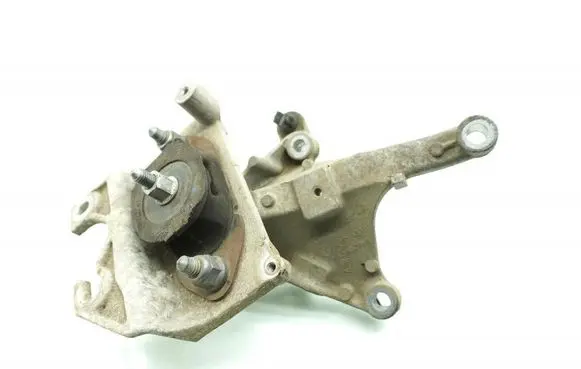 Gearbox mounting bracket