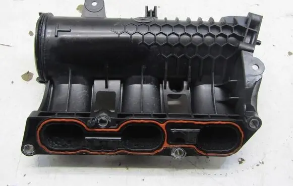 Peugeot 3008 II Intake manifold 1094450801