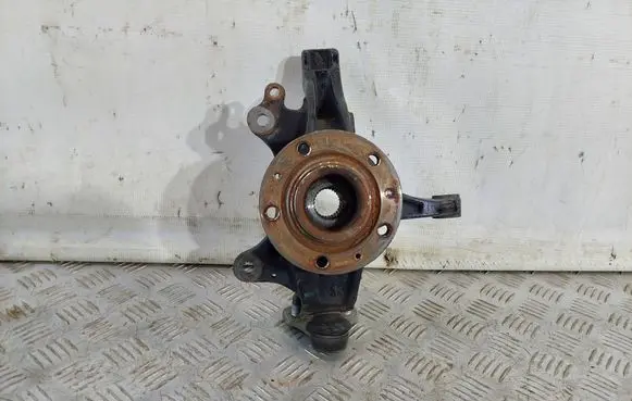 Front wheel hub spindle knuckle