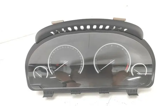 BMW X3 F25 Speedometer (instrument cluster) 17388410 6844028 0263726427