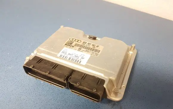 Audi A4 S4 B7 8E 8H Engine control unit/module 8E0907401AF 0281012142 1157194