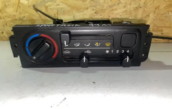 KIA Sportage Climate control unit