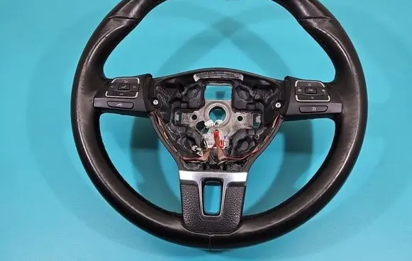 Volkswagen Jetta VI Steering wheel 5C0419091AL IMPRK1461783