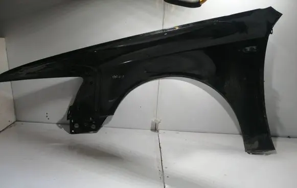 Audi A6 S6 C6 4F Fender