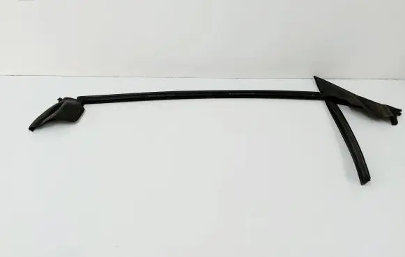 Mercedes-Benz E W238 Front door rubber seal A2387204901