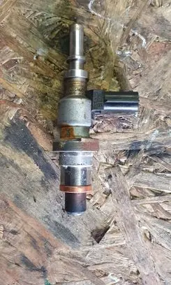 Nissan Juke I F15 AdBlue injector H8200769153