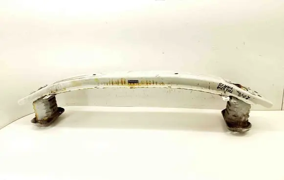 Toyota Yaris Front bumper cross member