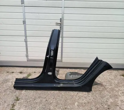 KIA Ceed Pillar (middle) 
