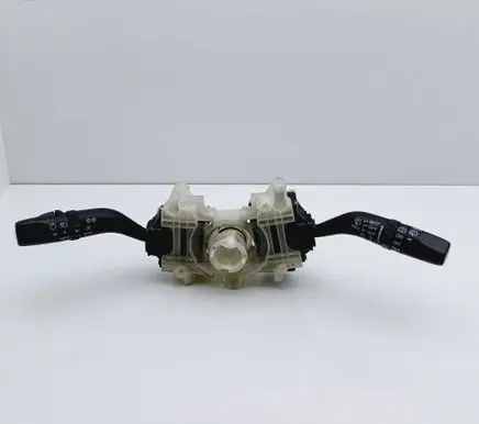 Mazda 6 Wiper turn signal indicator stalk/switch 17A089B 17D325