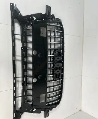 Audi Q3 8U Front bumper upper radiator grill 8R0853651
