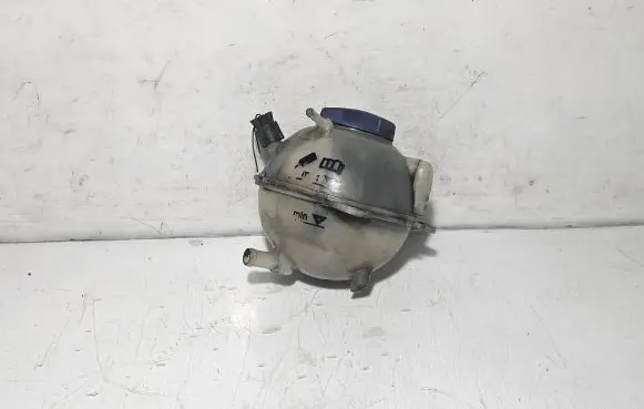 Volkswagen II LT Coolant expansion tank/reservoir 1J0121407