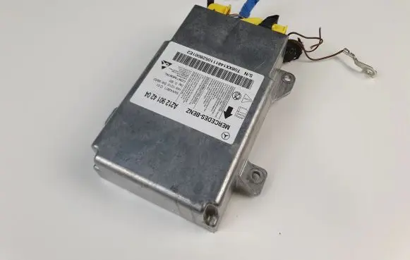 Mercedes-Benz E W212 Airbag control unit/module A2129014204