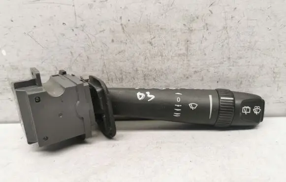 Volvo XC90 Wiper control stalk 8691545