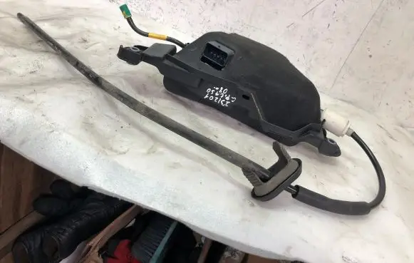 Citroen C4 I Picasso Hand brake/parking brake motor 9684898480