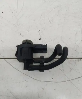 Volkswagen Phaeton Turbo solenoid valve 1J0906283C