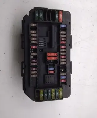 BMW 3 F30 F35 F31 Fuse module 933787901