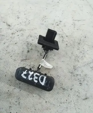Tailgate opening switch