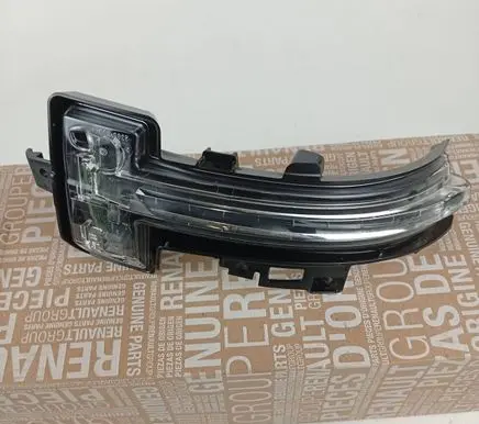Renault Austral Mirror indicator light 261807016R