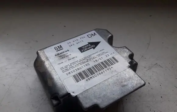 Opel Zafira A Airbag control unit/module 24416704