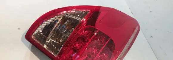 Toyota RAV 4 (XA30) Rear/tail lights