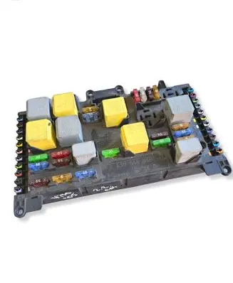 Mercedes-Benz Vito Viano W639 Fuse module A6395450401