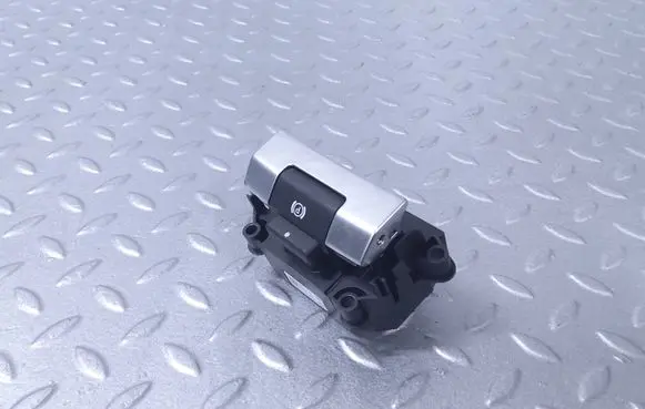 Land Rover Defender Hand parking brake switch K8D22B623AB LR114829