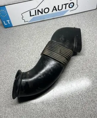 BMW 5 E34 Air intake hose/pipe 2244285