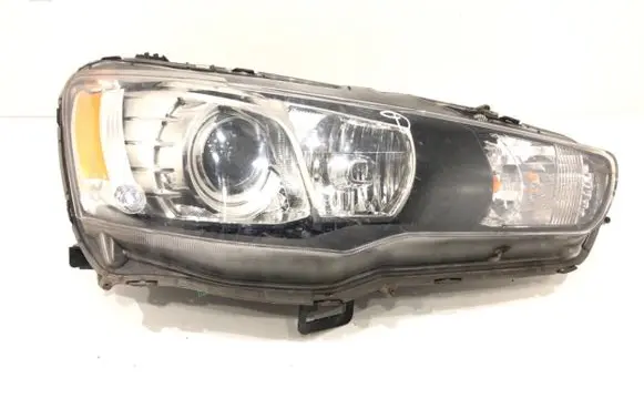 Mitsubishi Lancer VIII Headlight/headlamp 8301C3-48