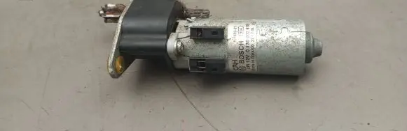 BMW X5 E53 Seat adjustment motor 0130002618