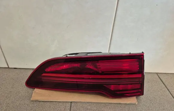 KIA Ceed Rear/tail lights 92403J7150 92403J71