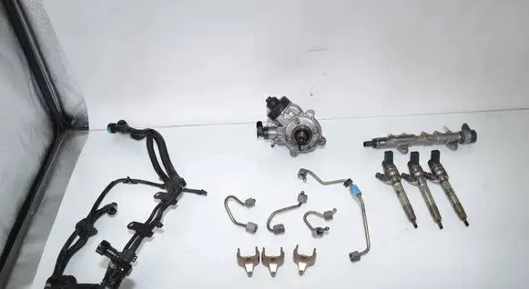 BMW 2 F46 Fuel injection system set 8583460 13538583460 13538511734