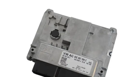 Volkswagen Golf VIII Engine control unit/module 05C907394C