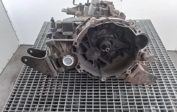 KIA Rio Manual 5 speed gearbox TC82